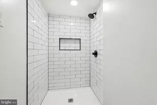 5751 Rodman St, Philadelphia, PA 19143 - Photo 24