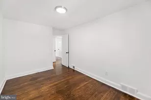 1451 West End Dr, Philadelphia, PA 19151 - Photo 20