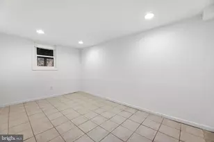 1451 West End Dr, Philadelphia, PA 19151 - Photo 28