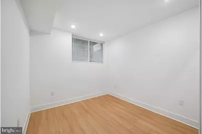 612 N 39th Street, Philadelphia, PA 19104 - Photo 8