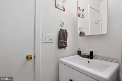 427 Queen Street, Philadelphia, PA 19147 - Photo 18