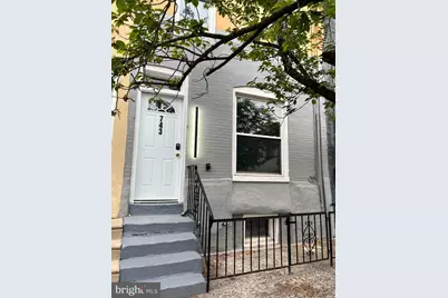 743 N 39th Street, Philadelphia, PA 19104 - Photo 1