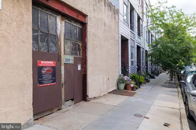 2009 E York Street, Philadelphia, PA 19125 - Photo 4