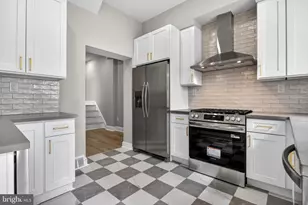 1215 N Lecount St, Philadelphia, PA 19121 - Photo 12