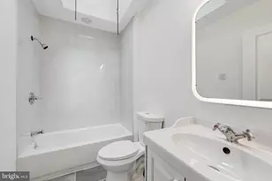 2606 S 61st St, Philadelphia, PA 19142 - Photo 12