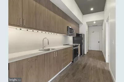 525 N 41st Street #210, Philadelphia, PA 19104 - Photo 6