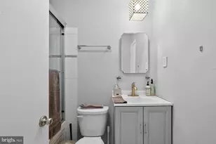 874 N 4th St, Philadelphia, PA 19123 - Photo 16