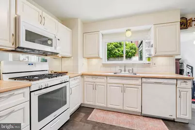 227 Watkins Street, Philadelphia, PA 19148 - Photo 1