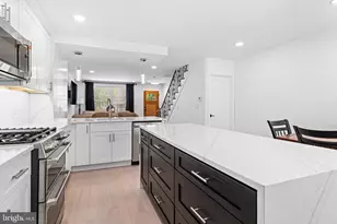 3104 S Juniper St, Philadelphia, PA 19148 - Photo 12