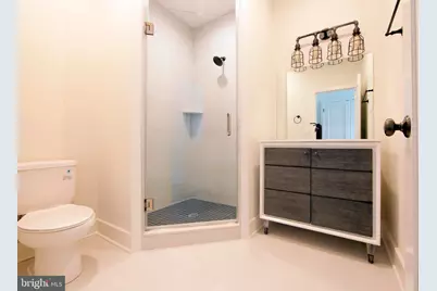 2677 Aramingo Avenue, Philadelphia, PA 19125 - Photo 18