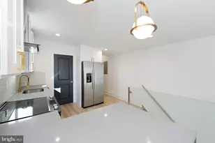 2517 Cedar St, Philadelphia, PA 19125 - Photo 10