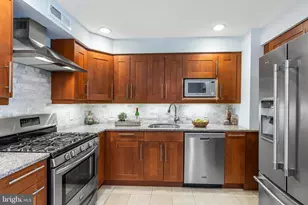 515 S 10th St, Philadelphia, PA 19147 - Photo 8