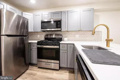 687 N Broad Street #2R, Philadelphia, PA 19123 - Photo 4
