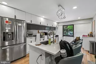 1130 Lombard St, Philadelphia, PA 19147 - Photo 8