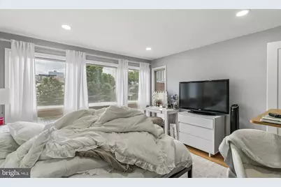 1130 Lombard Street, Philadelphia, PA 19147 - Photo 24