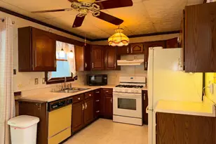 3669 N Hereford Ln, Philadelphia, PA 19114 - Photo 8