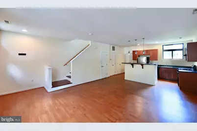 621 N 10th Street, Philadelphia, PA 19123 - Photo 2
