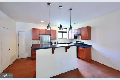621 N 10th Street, Philadelphia, PA 19123 - Photo 8