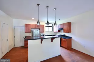 621 N 10th St, Philadelphia, PA 19123 - Photo 8
