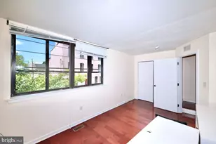 621 N 10th St, Philadelphia, PA 19123 - Photo 28
