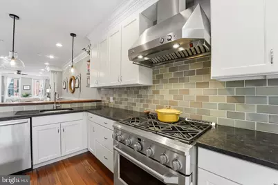 2520 Brown Street, Philadelphia, PA 19130 - Photo 12