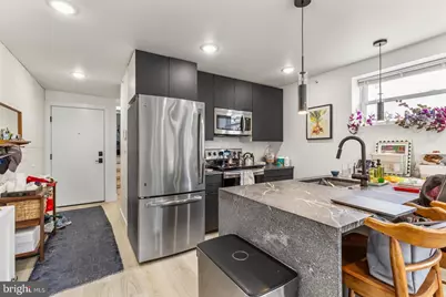 2132 Pine Street #3, Philadelphia, PA 19103 - Photo 4