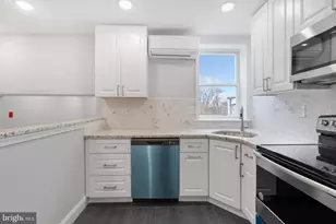 624 N 35th St, Philadelphia, PA 19104 - Photo 18