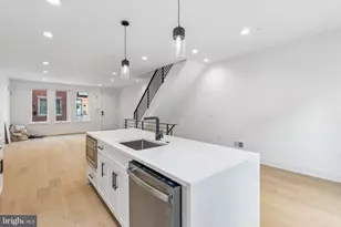 1342 S Bouvier St, Philadelphia, PA 19146 - Photo 6