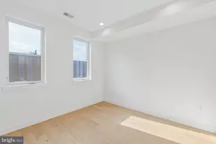 1342 S Bouvier St, Philadelphia, PA 19146 - Photo 18