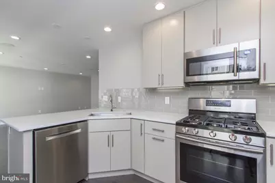 712 S Sartain Street #3, Philadelphia, PA 19147 - Photo 2