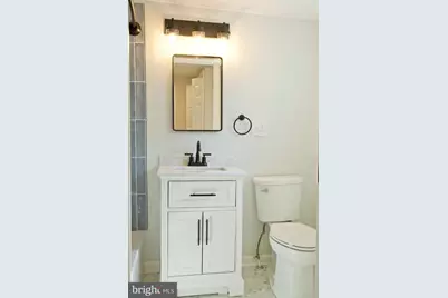 1229 S Warnock Street, Philadelphia, PA 19147 - Photo 12