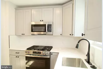 1229 S Warnock Street, Philadelphia, PA 19147 - Photo 8