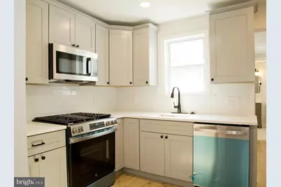 1229 S Warnock Street, Philadelphia, PA 19147 - Photo 4