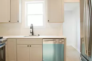 1229 S Warnock St, Philadelphia, PA 19147 - Photo 6