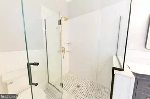 813 S 49th St, Philadelphia, PA 19143 - Photo 22