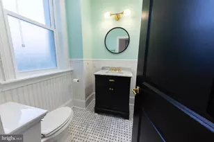 813 S 49th St, Philadelphia, PA 19143 - Photo 28
