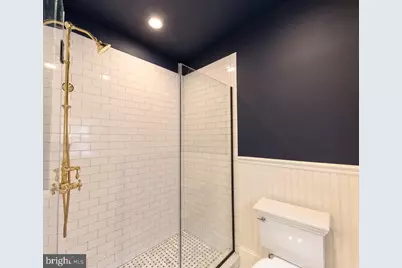 813 S 49th Street, Philadelphia, PA 19143 - Photo 10