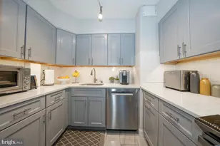 1900 John F Kennedy Blvd, Philadelphia, PA 19103 - Photo 6