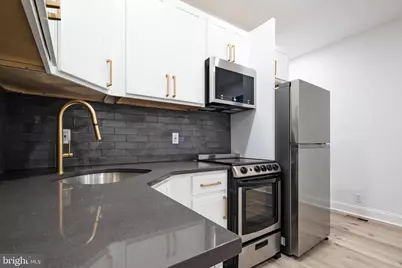 1805 Chestnut Street #1, Philadelphia, PA 19103 - Photo 4