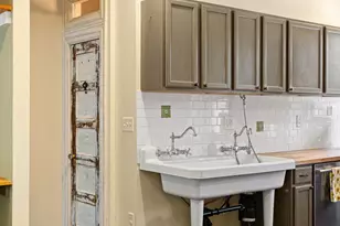 112 W Upsal St, Philadelphia, PA 19119 - Photo 22