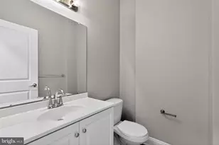 1820 Titan St, Philadelphia, PA 19146 - Photo 4