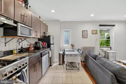 2124 Spruce Street #3R, Philadelphia, PA 19103 - Photo 10