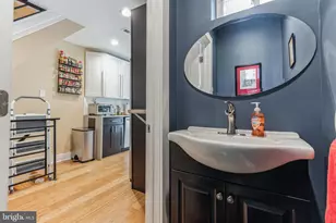 2035 Mountain St, Philadelphia, PA 19145 - Photo 18