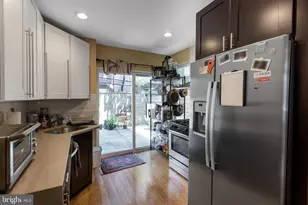 2035 Mountain St, Philadelphia, PA 19145 - Photo 14