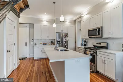 2126 Locust Street #3R, Philadelphia, PA 19103 - Photo 6