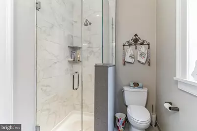 2126 Locust Street #3R, Philadelphia, PA 19103 - Photo 14