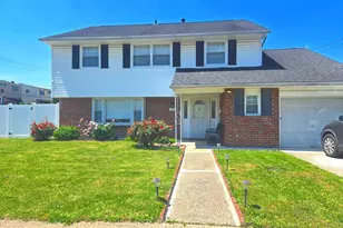 1874 Garth Rd, Philadelphia, PA 19116 - Photo 1