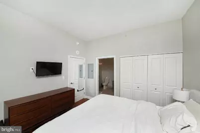 901 N Penn Street N #F1807, Philadelphia, PA 19123 - Photo 8