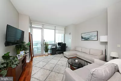 901 N Penn Street N #F1807, Philadelphia, PA 19123 - Photo 4