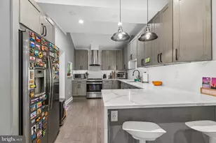 1027 Cross St, Philadelphia, PA 19147 - Photo 12